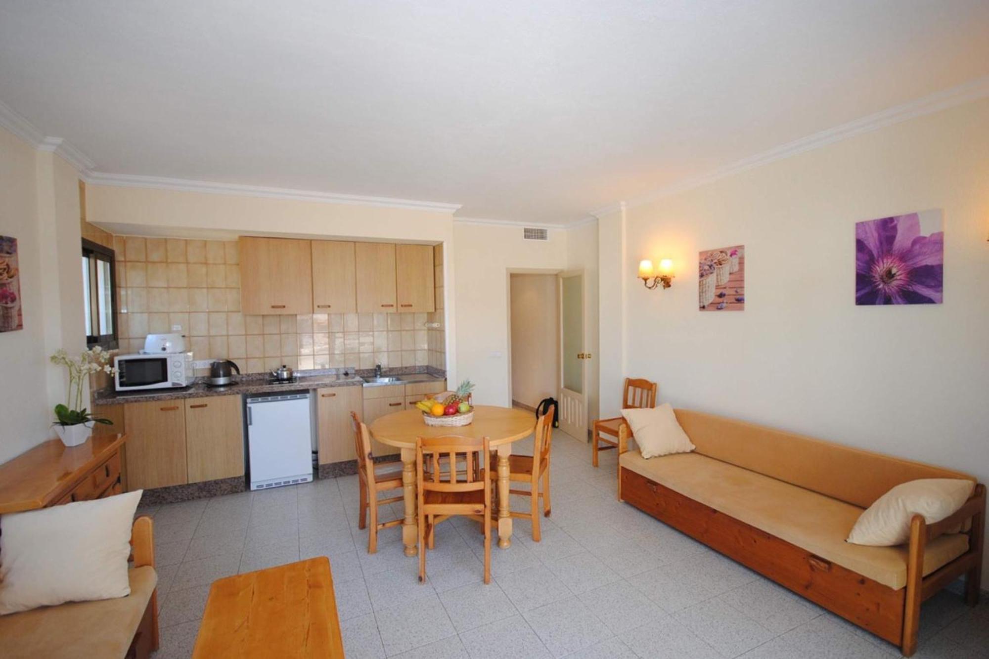 Casa Luis Apartments Santa Eularia des Riu Room photo