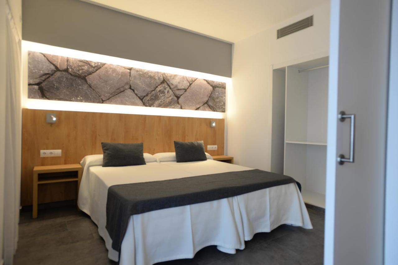 Casa Luis Apartments Santa Eularia des Riu Exterior photo